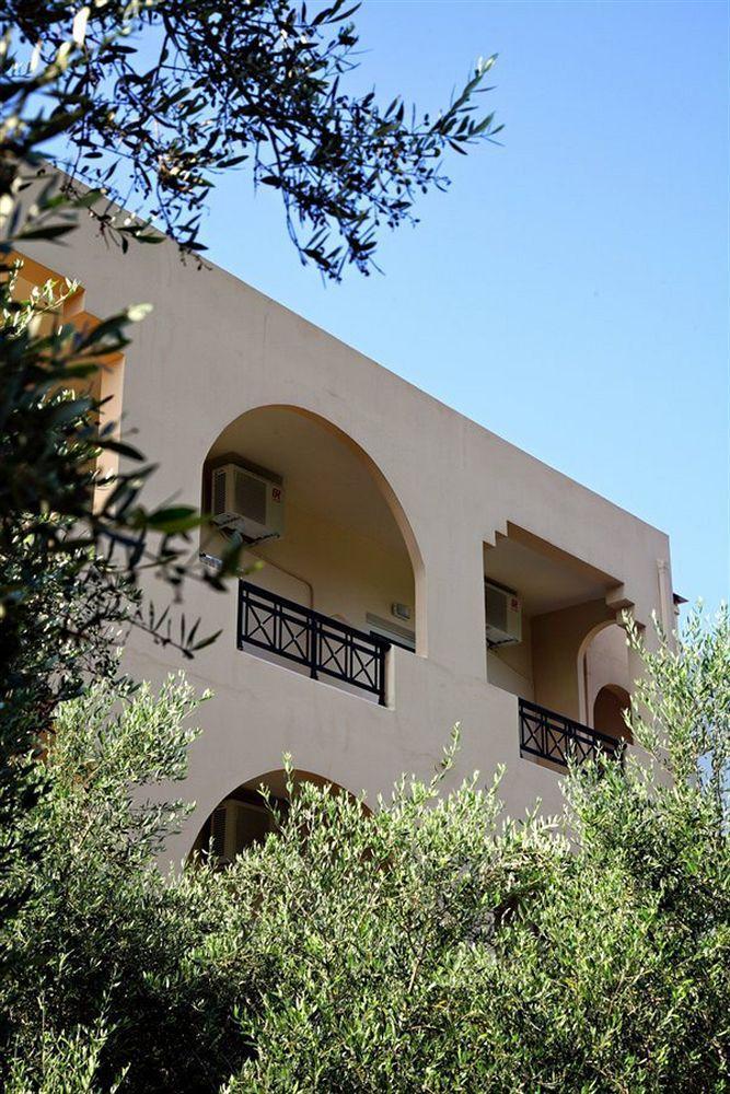 Hotel apartamentowy Vardis Olive Garden 2*